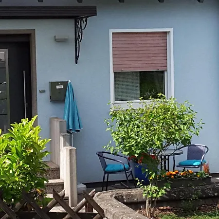 Von Paris Petersberg (Hessen)