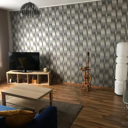 アパート Von Paris ペータースベルク